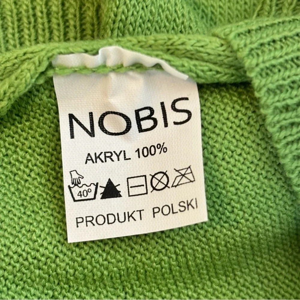 Nobis Lightweight Green Sweater - size L​ - Picture 3 of 6